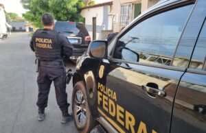 PF cumpre mandados na cidade de Caxias