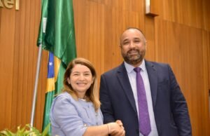 Aprovado PL de Iracema Vale e Roberto Costa que permite livre ingresso de mulheres na carreira da Polícia Militar