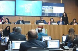 Câmara de São Luís institui ponto eletrônico para controlar presença de vereadores