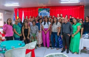 Prefeitura de Paço do Lumiar homenageia profissionais da Educação