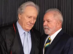 Lewandowski deve substituir Dino no Ministério da Justiça