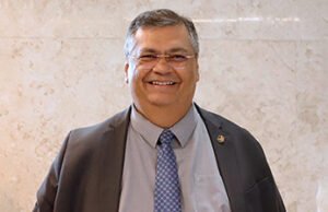 Flávio Dino se despede da política e será empossado ministro do STF hoje