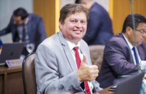 Marcelo Poeta volta à Câmara após licença de Concita Pinto