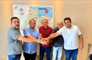 Fernando Pessoa recebe apoio de pré-candidatos a vereador