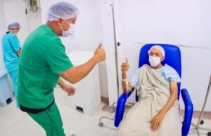 Raimundo Penha acompanha última etapa do mutirão de cirurgias em ostomizados