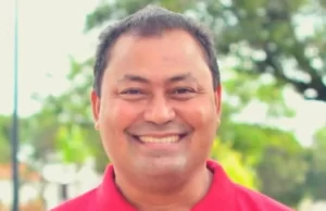 Desembargador retorna prefeito de Cândido Mendes ao cargo