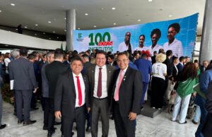 Felipe Camarão participa da solenidade de lançamento de 100 novos Institutos Federais