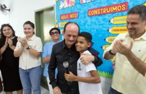 Dr. Julinho entrega mais uma escola reformada na Zona Rural de São José de Ribamar