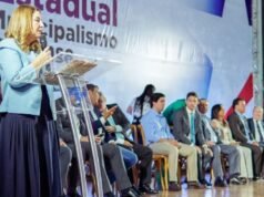 Iracema Vale ressalta importância da colaboração para fortalecimento dos municípios durante congresso da Famem