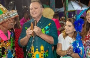 Brandão prestigia Arraial da Assembleia e parabeniza Iracema Vale pelo evento
