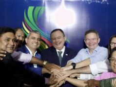 Timon: Schnneyder abdica de pré-candidatura a prefeito para apoiar deputado Rafael