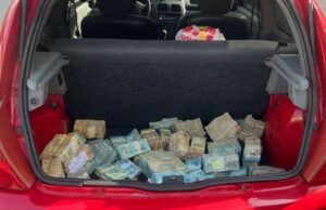 PM encontra mais de R$ 1 milhão em mala de carro no Renascença, em São Luís