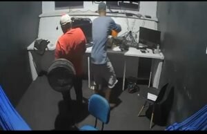 Vídeo: Homens armados ateiam fogo na TV Cidade de Bacabal