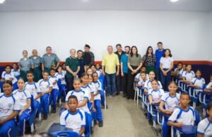 Governo inaugura nova unidade do Colégio Militar em Pinheiro e anuncia 10 km de pavimentação