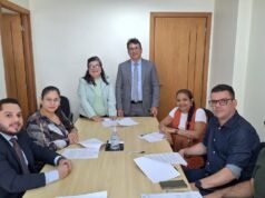 SMTT se compromete em regularizar emissão de carteira estudantil