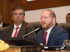 Othelino evita exposição em casamento de Flávio Dino