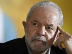 Aprovação do governo Lula cai para 47% em 1ª pesquisa após crise do Pix