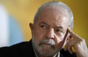 Aprovação do governo Lula cai para 47% em 1ª pesquisa após crise do Pix