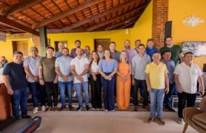 Prefeitos do Médio Sertão também apoiam Roberto Costa para presidência da Famem