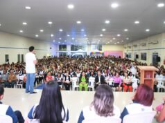 Felipe Camarão dialoga com classe empresarial de Santa Inês e região