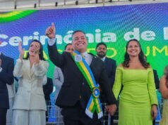 Fred Campos toma posse como prefeito de Paço do Lumiar em cerimônia emocionante