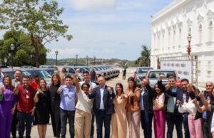 Governo entrega novos veículos e renova frota das Unidades Regionais de Saúde