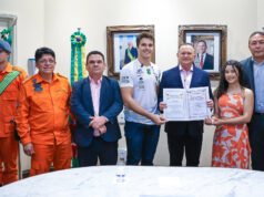 Bruno Lobo recebe maior honraria do Corpo de Bombeiros do Maranhão