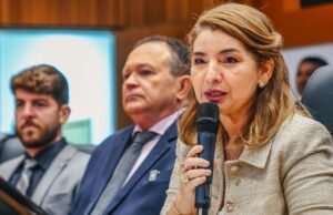Iracema Vale destaca comemorações pelos 190 anos da Assembleia na abertura do Ano Legislativo