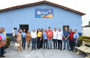 Felipe Camarão entrega ações do Governo na Educação, Tecnologia e Defesa do Consumidor
