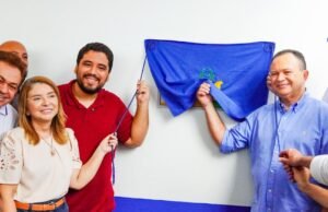 Iracema Vale prestigia inauguração de novos serviços de saúde em Barreirinhas