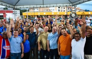 Inaugurada praça Professora Tia Roxa no bairro Turu