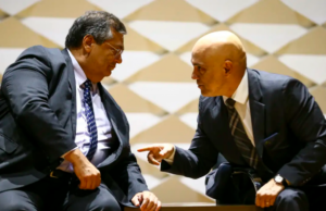 Dino acompanha Moraes em voto para condenar mulher que pichou estátua do STF