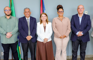 Iracema recebe representantes do setor turístico e da SEPE para tratar da Pré-COP 30