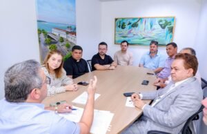 Iracema participa de assinatura do ‘Mutirão Rua Nova’ que beneficiará Buriti, Belágua e Urbano Santos