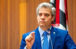 Neto Evangelista destaca obras e serviços entregues pelo governo Brandão