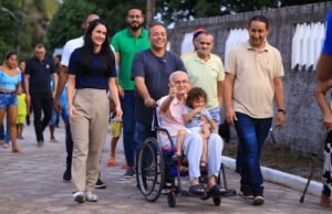 Em Paço do Lumiar, prefeito entrega obra de pavimentação e autoriza novas