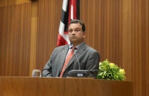 Adelmo Soares diz que postura de Othelino é incoerente e contraditória