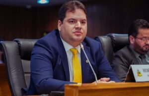 Deputado Segundo rebate Othelino e cobra emendas para a Baixada da senadora Ana Paula