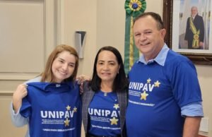 Sinais? Brandão rasga elogios a Concita Pinto