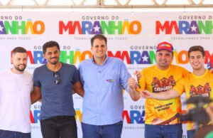 Orleans lidera entrega de obras e serviços em Loreto