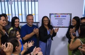 Prefeito Fred Campos entrega novo prédio da Semus