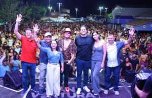 Orleans Brandão prestigia festa de 107 anos do bairro Liberdade