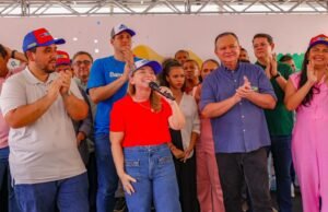 Iracema Vale participa da entrega de importantes obras em Barreirinhas