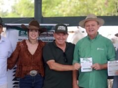 Ascem homenageia Brandão por Zona Livre de Febre Aftosa sem Vacinação