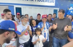 Fernando Pessoa recebe Orleans Brandão, inaugura obras e declara apoio