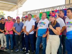 Em Urbano Santos, Iracema participa da entrega de cartões do programa ‘Maranhão Livre da Fome’