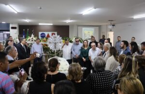 Familiares, advocacia, amigos, autoridades políticas prestam homenagens a Mário Macieira