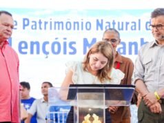 Iracema Vale prestigia entrega do certificado de Patrimônio Natural da Humanidade aos Lençóis Maranhenses