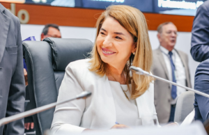 Iracema diz que não gostaria de ser traída pelo PSB e crava como irreversível decisão de Brandão de permanecer no cargo