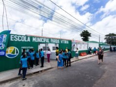 Prefeito Dr. Julinho entrega nova Escola Municipal do Parque Vitória